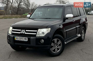 Внедорожник / Кроссовер Mitsubishi Pajero Wagon 2008 в Киеве