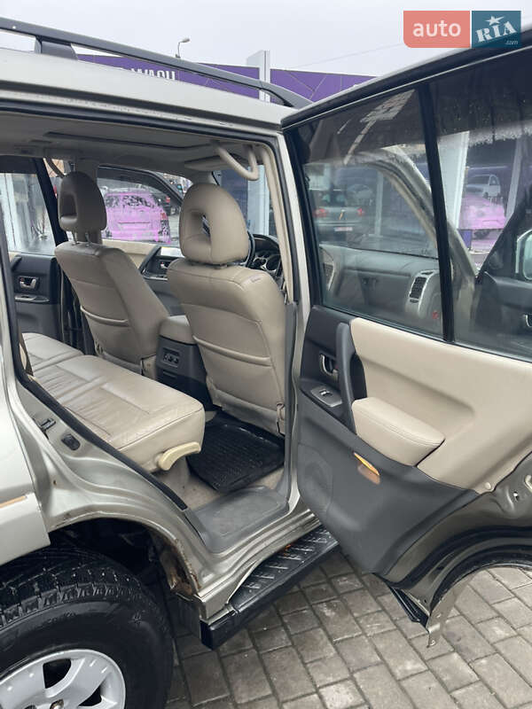 Позашляховик / Кросовер Mitsubishi Pajero Wagon 2005 в Рівному