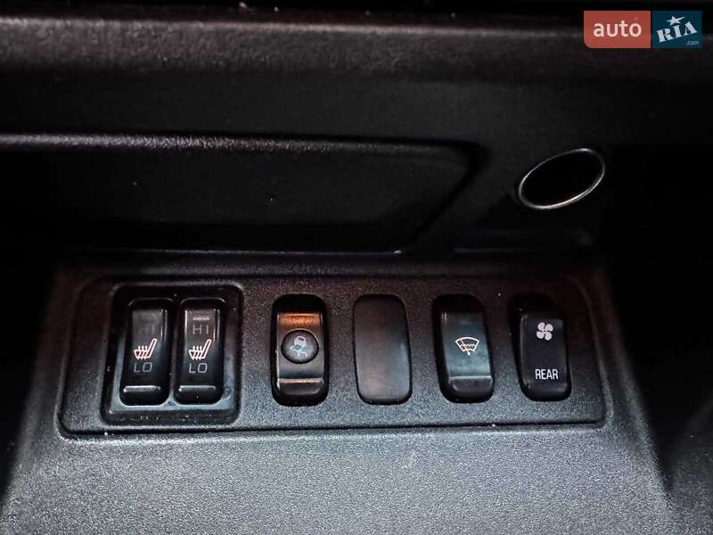 Внедорожник / Кроссовер Mitsubishi Pajero Wagon 2006 в Киеве фото 23 Внедорожник / Кроссовер Mitsubishi Pajero Wagon 2006 в Киеве