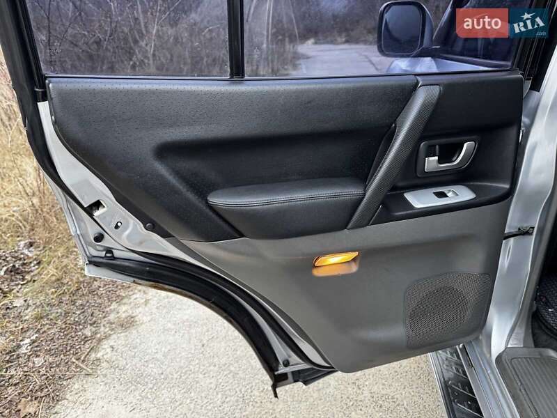 Внедорожник / Кроссовер Mitsubishi Pajero Wagon 2006 в Киеве фото 28 Внедорожник / Кроссовер Mitsubishi Pajero Wagon 2006 в Киеве