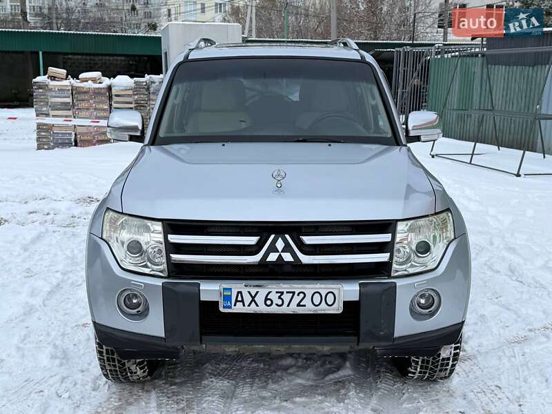 Внедорожник / Кроссовер Mitsubishi Pajero Wagon 2007 в Харькове