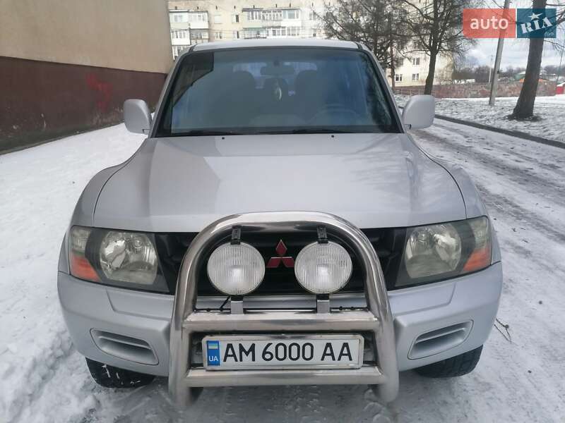 Позашляховик / Кросовер Mitsubishi Pajero Wagon 2000 в Звягелі фото 4 Позашляховик / Кросовер Mitsubishi Pajero Wagon 2000 в Звягелі