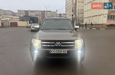 Позашляховик / Кросовер Mitsubishi Pajero Wagon 2011 в Харкові