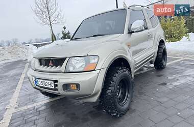 Позашляховик / Кросовер Mitsubishi Pajero Wagon 2001 в Мукачевому