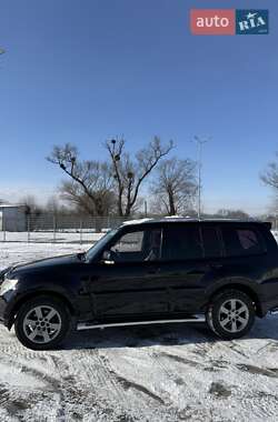 Внедорожник / Кроссовер Mitsubishi Pajero Wagon 2007 в Черновцах