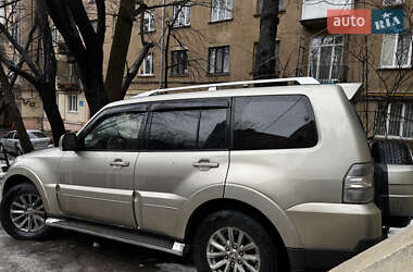 Внедорожник / Кроссовер Mitsubishi Pajero Wagon 2008 в Черновцах