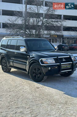 Позашляховик / Кросовер Mitsubishi Pajero Wagon 2005 в Полтаві