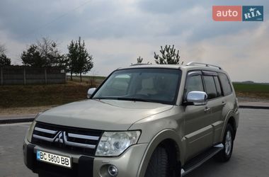 Позашляховик / Кросовер Mitsubishi Pajero Wagon 2007 в Мостиській