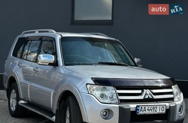 Внедорожник / Кроссовер Mitsubishi Pajero Wagon 2008 в Хмельницком