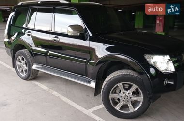 Внедорожник / Кроссовер Mitsubishi Pajero Wagon 2011 в Львове