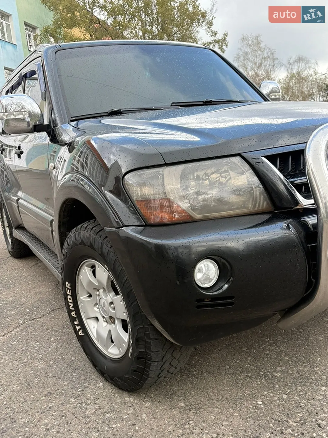 Mitsubishi Pajero Wagon 2003 VIN JMBLYV78W3J001556 фото оголошення 2 з 20