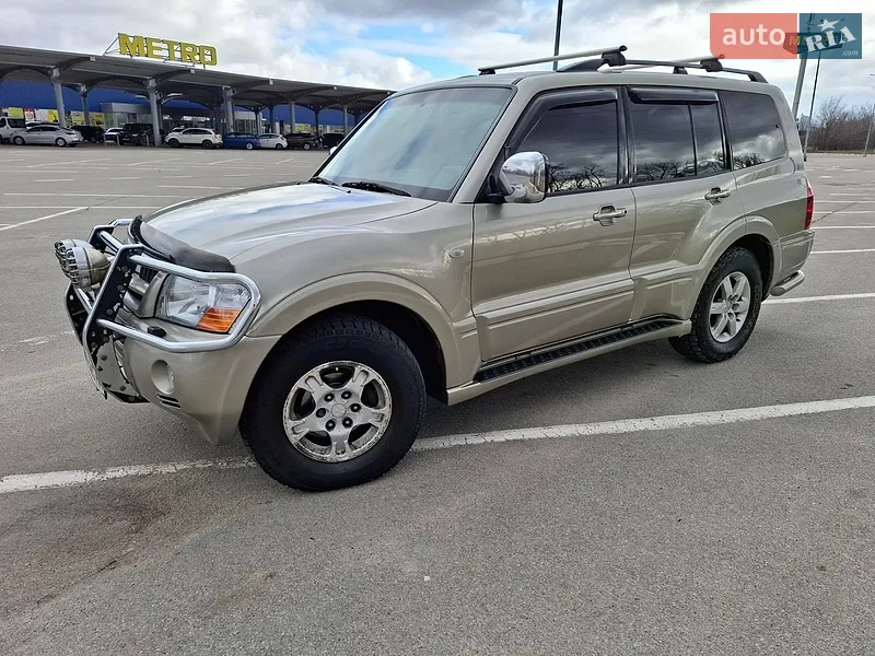 Mitsubishi Pajero Wagon