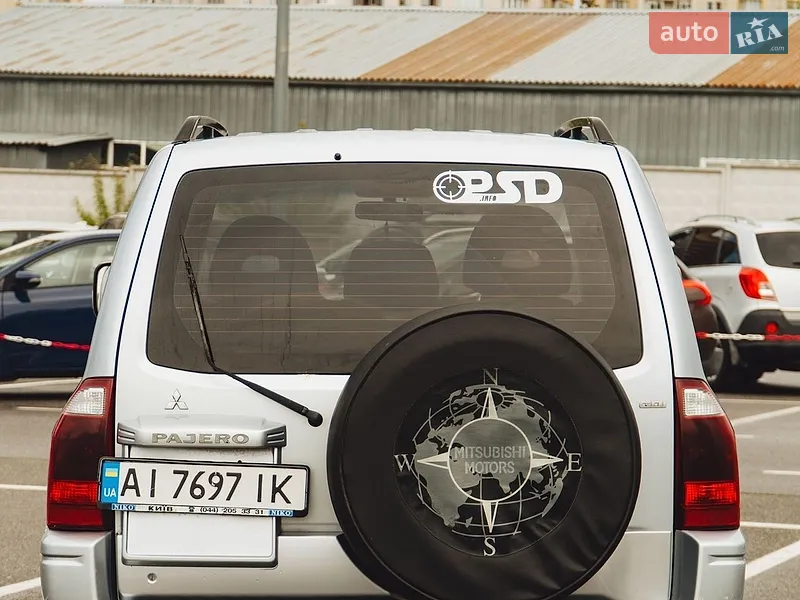 Mitsubishi Pajero Wagon 2004 VIN JMBLYV75W4J001019 фото оголошення 7 з 62