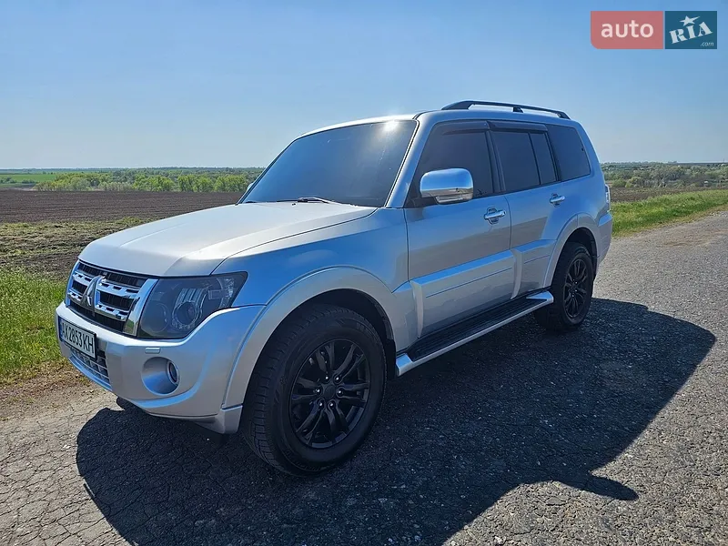 Mitsubishi Pajero Wagon