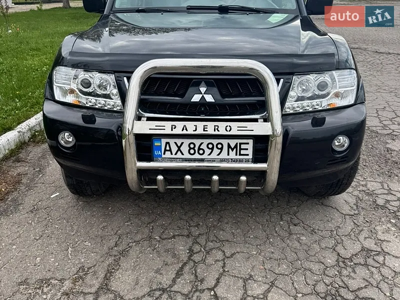 Mitsubishi Pajero Wagon 2005 VIN JMYLRV73W5J707012 фото оголошення 14 з 47
