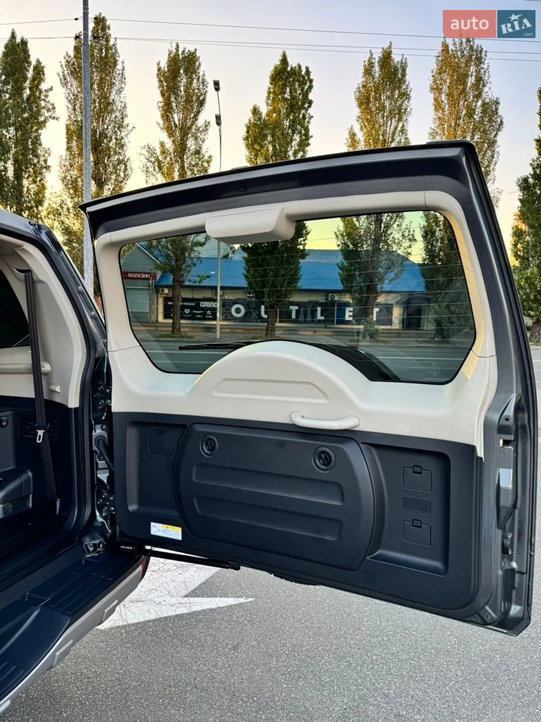 Mitsubishi Pajero Wagon 2018 VIN JMBLYV93WJJ500442 фото оголошення 63 з 79