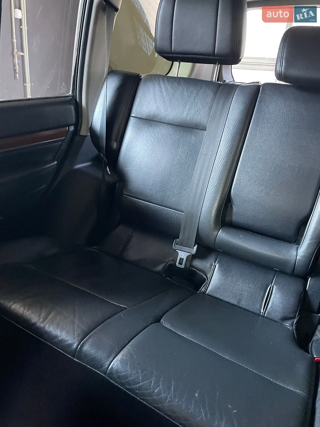 2010 Mitsubishi Pajero - мініатюра 3