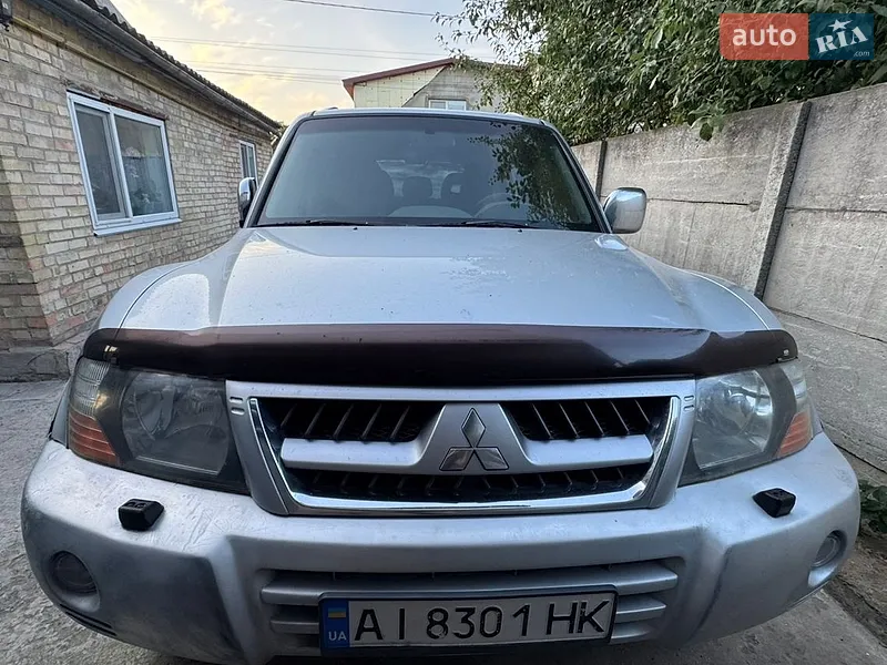 Mitsubishi Pajero Wagon 2005