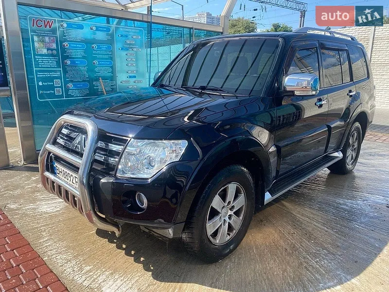 Mitsubishi Pajero Wagon
