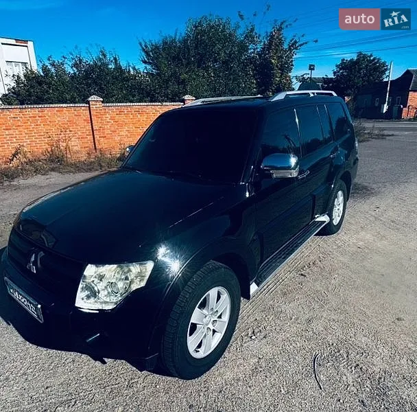 Mitsubishi Pajero Wagon