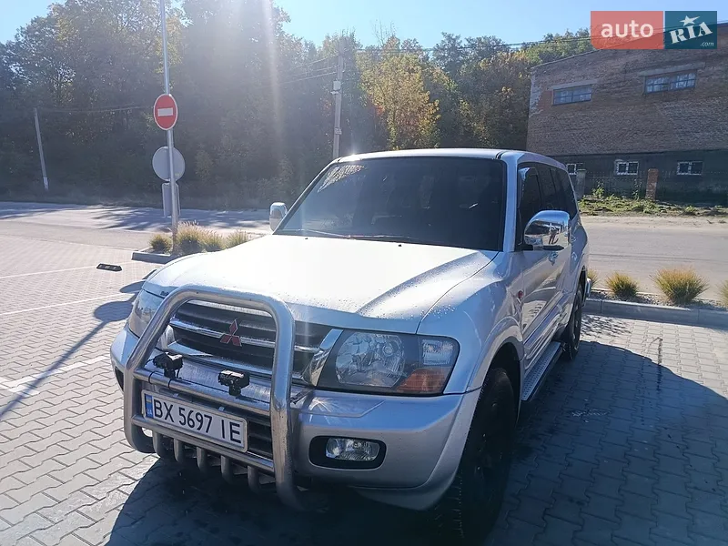 Mitsubishi Pajero Wagon
