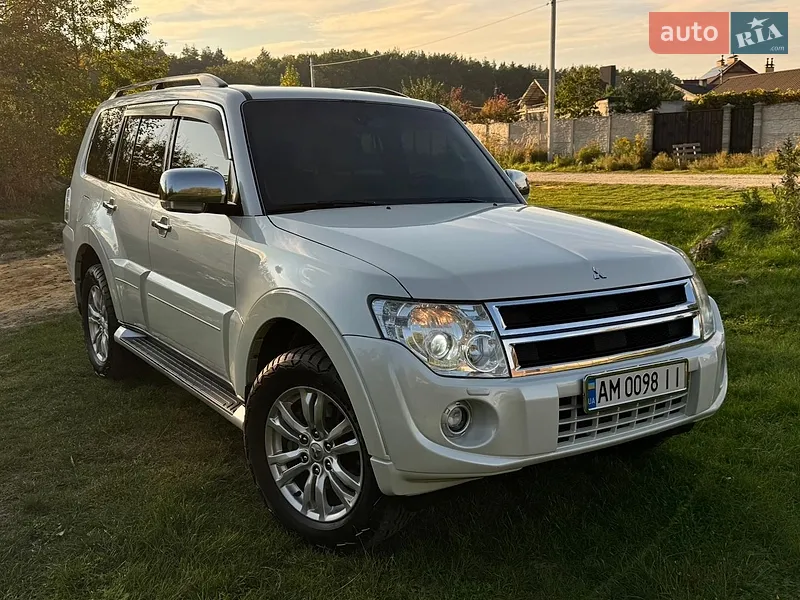 Mitsubishi Pajero Wagon