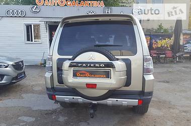 Внедорожник / Кроссовер Mitsubishi Pajero 2007 в Одессе