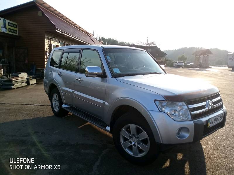 Позашляховик / Кросовер Mitsubishi Pajero 2007 в Коростишеві