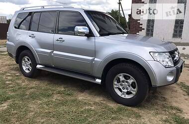 Позашляховик / Кросовер Mitsubishi Pajero 2008 в Києві