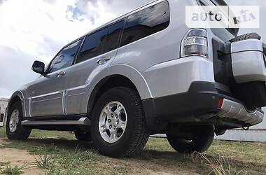 Внедорожник / Кроссовер Mitsubishi Pajero 2008 в 
