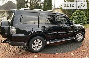 Внедорожник / Кроссовер Mitsubishi Pajero 2008 в Хусте