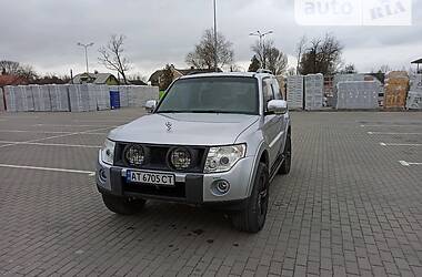 Внедорожник / Кроссовер Mitsubishi Pajero 2008 в Коломые