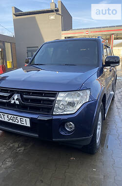 Внедорожник / Кроссовер Mitsubishi Pajero 2007 в Болехове