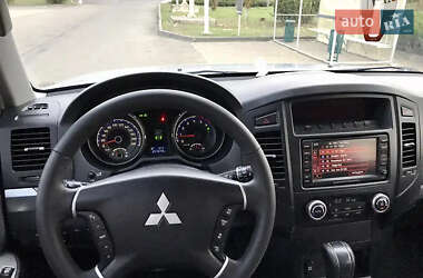 Внедорожник / Кроссовер Mitsubishi Pajero 2007 в Виноградове