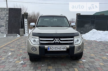 Внедорожник / Кроссовер Mitsubishi Pajero 2007 в Ужгороде