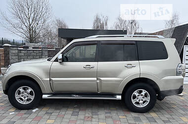 Внедорожник / Кроссовер Mitsubishi Pajero 2007 в Ужгороде