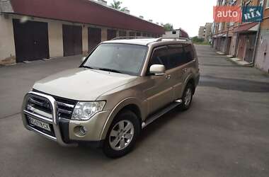 Внедорожник / Кроссовер Mitsubishi Pajero 2007 в Чорткове