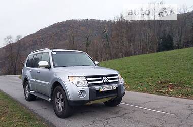 Позашляховик / Кросовер Mitsubishi Pajero 2007 в Одесі