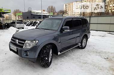 Внедорожник / Кроссовер Mitsubishi Pajero 2007 в Львове