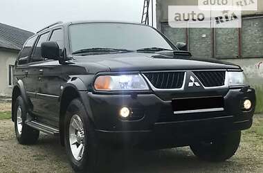 Внедорожник / Кроссовер Mitsubishi Pajero 2007 в 