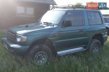 Внедорожник / Кроссовер Mitsubishi Pajero 2003 в Бучаче