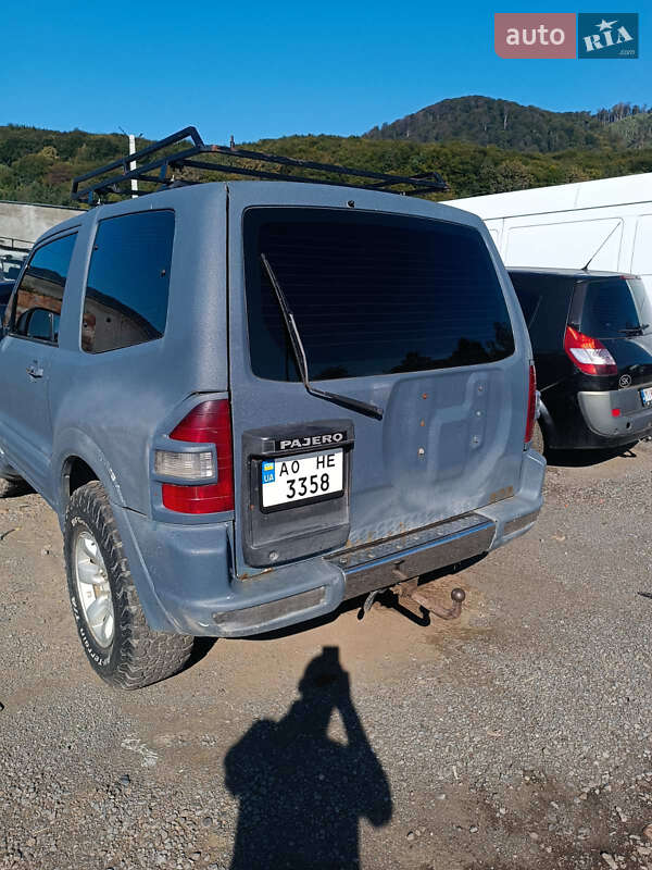 Внедорожник / Кроссовер Mitsubishi Pajero 2002 в Ужгороде