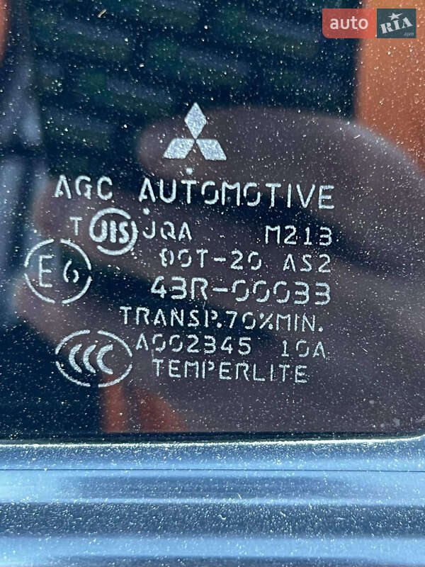 Внедорожник / Кроссовер Mitsubishi Pajero 2013 в Ровно фото 15 Внедорожник / Кроссовер Mitsubishi Pajero 2013 в Ровно