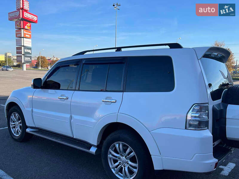 Внедорожник / Кроссовер Mitsubishi Pajero 2013 в Ровно фото 2 Внедорожник / Кроссовер Mitsubishi Pajero 2013 в Ровно