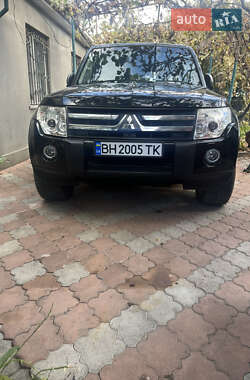 Внедорожник / Кроссовер Mitsubishi Pajero 2008 в Одессе