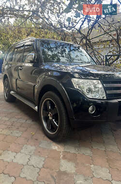 Mitsubishi Pajero 2008