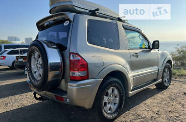 Внедорожник / Кроссовер Mitsubishi Pajero 2002 в 