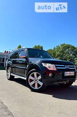 Позашляховик / Кросовер Mitsubishi Pajero 2007 в Одесі