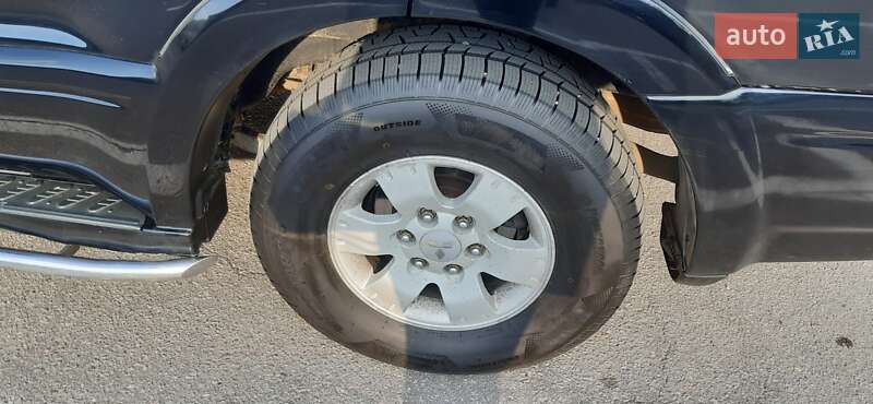 Внедорожник / Кроссовер Mitsubishi Pajero 2005 в Полтаве