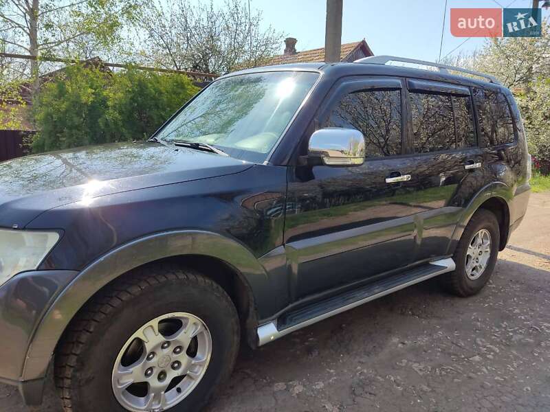 Позашляховик / Кросовер Mitsubishi Pajero 2007 в Апостоловому